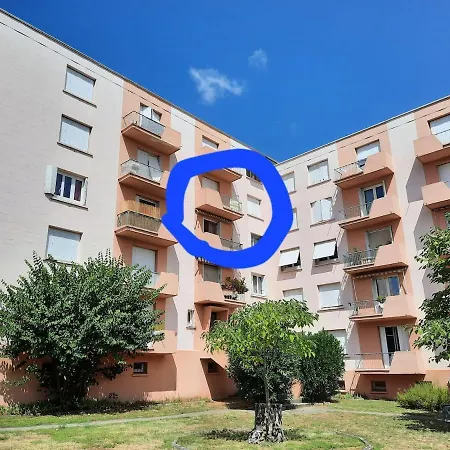 Appartement Spacieux Et Calme Proche Centre *